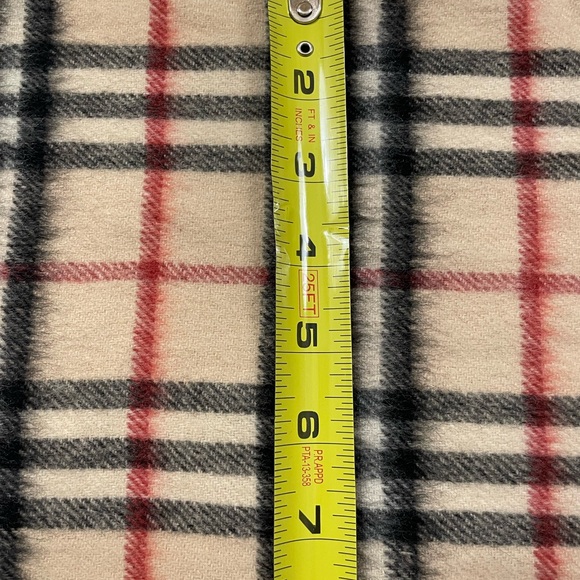 Burberry Cashmere scarf - Picture 7 of 7